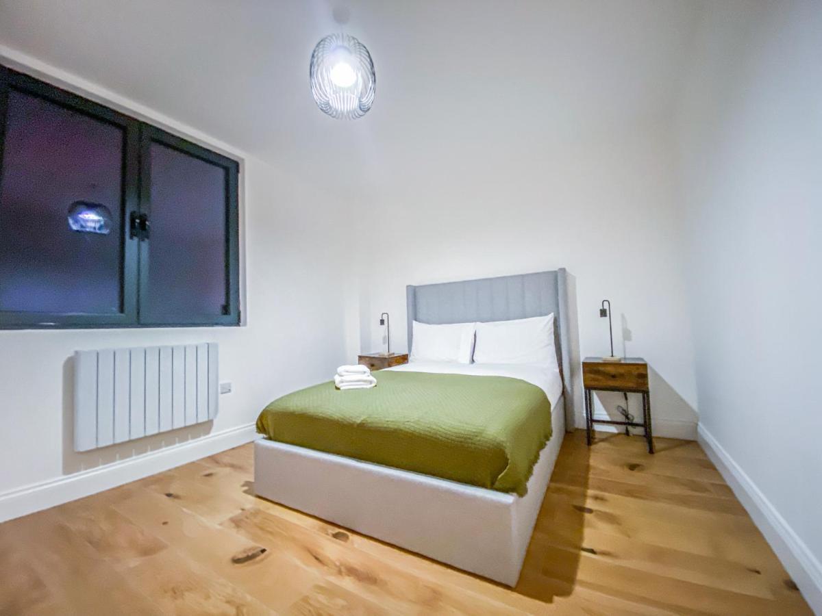 2 Bedroom City Centre Apartment With Parking Bedford Zewnętrze zdjęcie