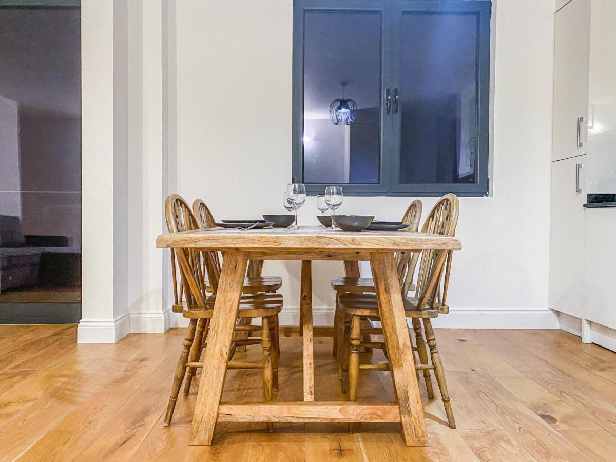 2 Bedroom City Centre Apartment With Parking Bedford Zewnętrze zdjęcie